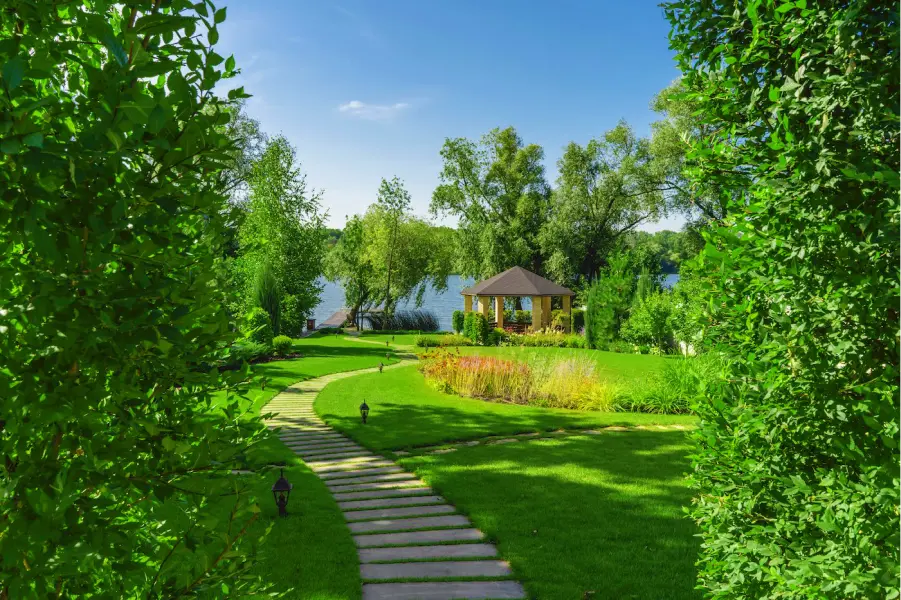 Perfect Yard Landscape project 38 — Toronto GTA