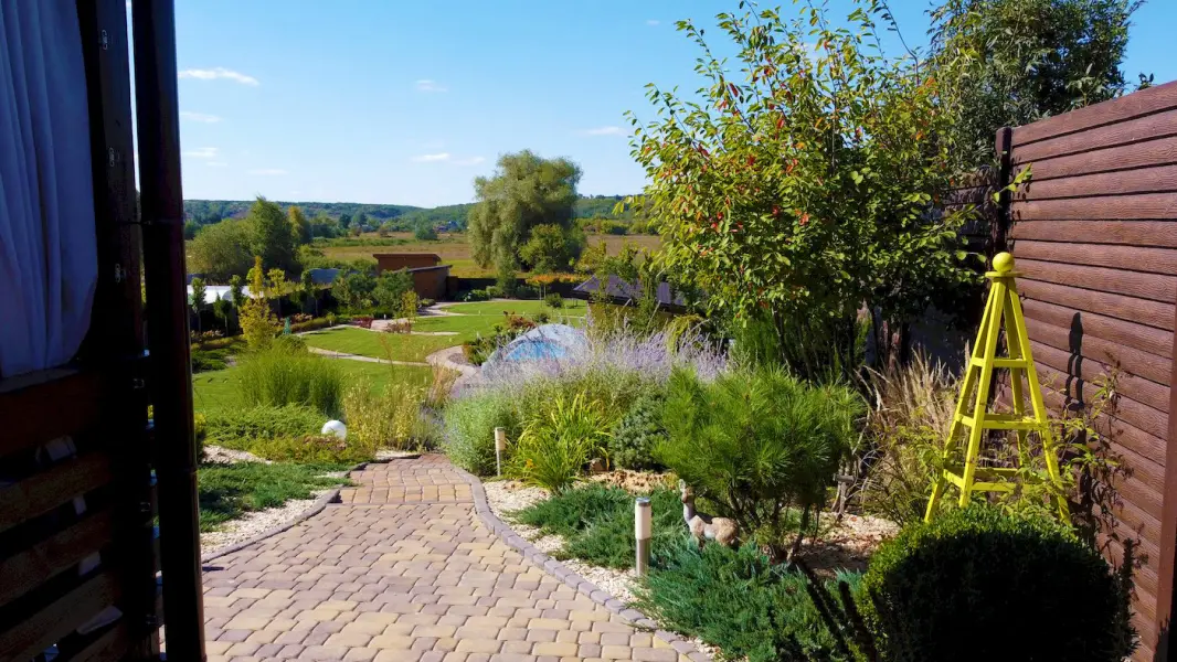 Perfect Yard Landscape project 39 — Toronto GTA