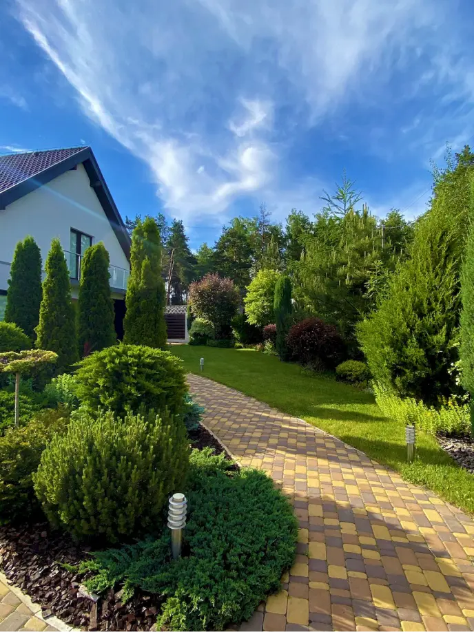 Perfect Yard Landscape project 31 — Toronto GTA